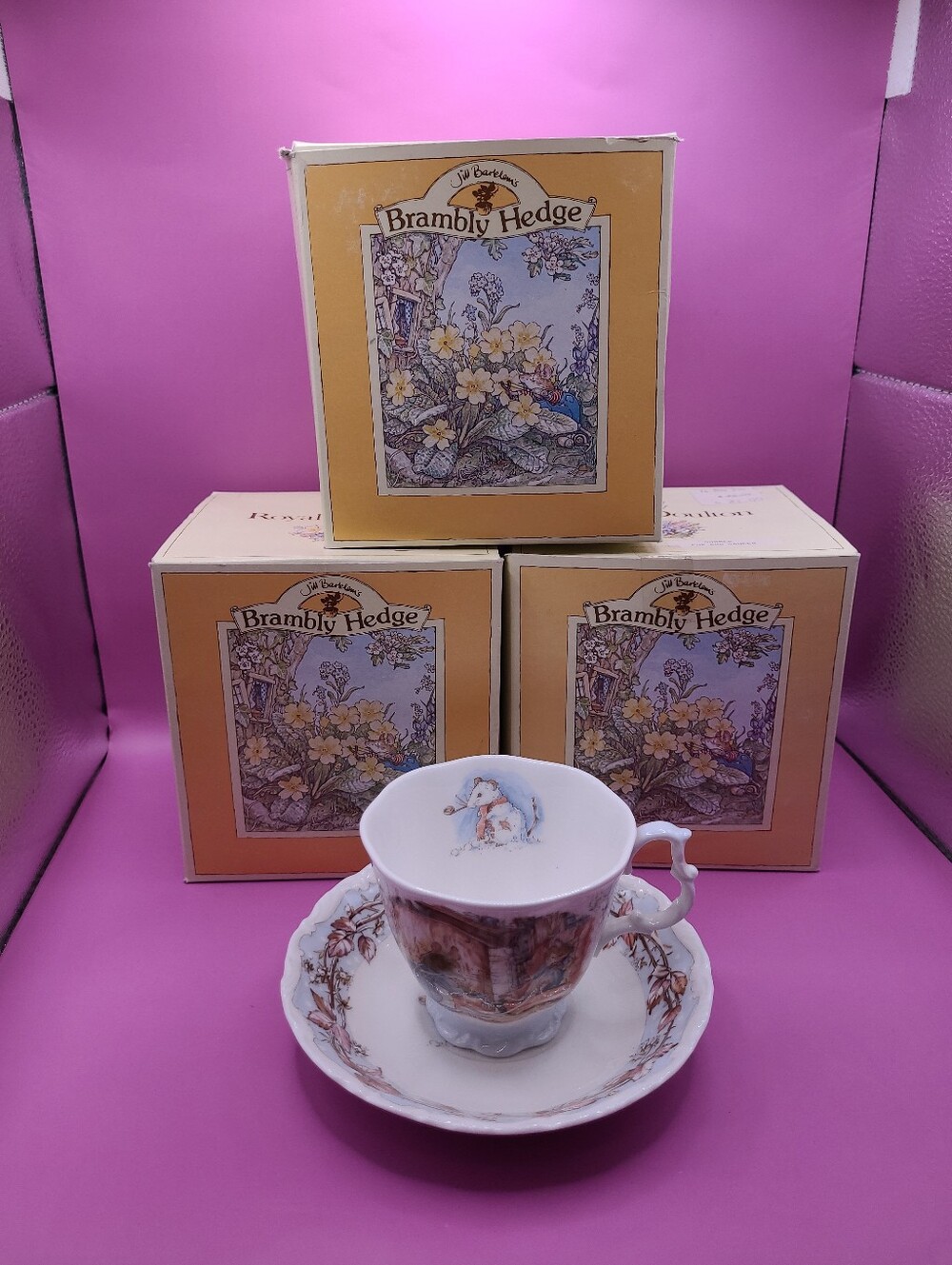 Brambly Hedge Royal Doulton Set of 4 "All Seasons" Tea Cups and Saucers NiB READ